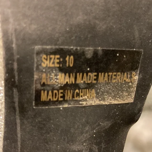 Quipid Shoes -Size10 - Picture 7 of 8